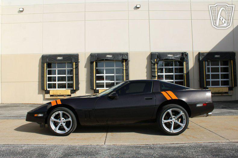 used 1988 Chevrolet Corvette car, priced at $17,500