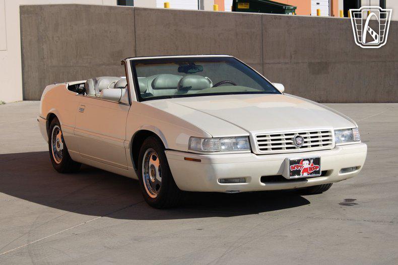 used 2002 Cadillac Eldorado car, priced at $13,000