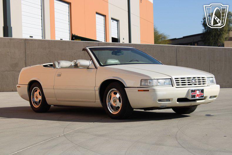 used 2002 Cadillac Eldorado car, priced at $13,000