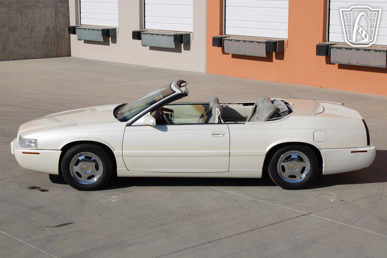 used 2002 Cadillac Eldorado car, priced at $13,000