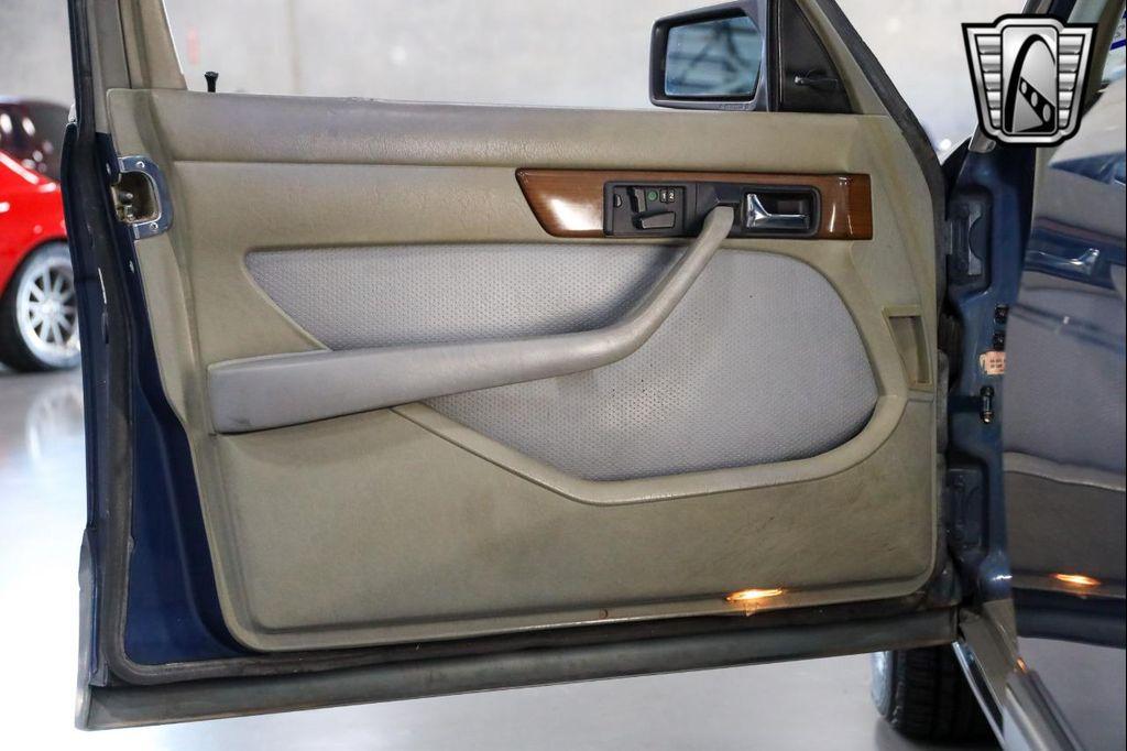 used 1987 Mercedes-Benz S-Class car, priced at $20,000