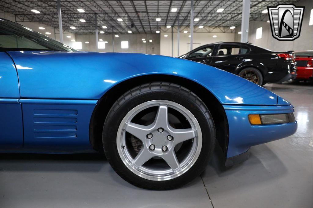 1992 Blue Chevrolet Corvette