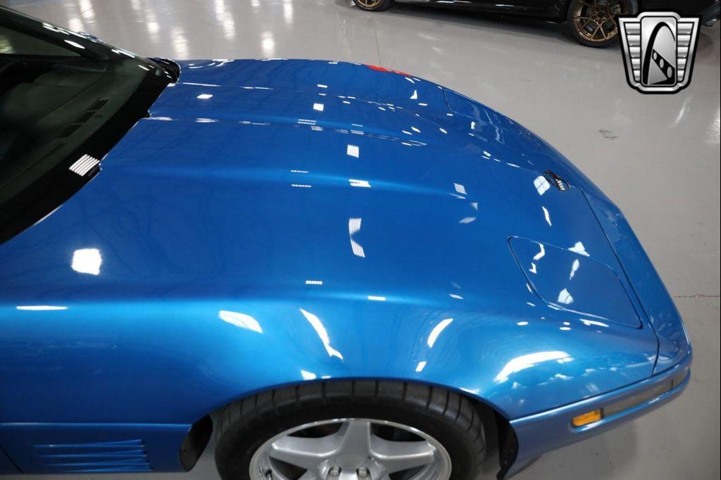 1992 Blue Chevrolet Corvette