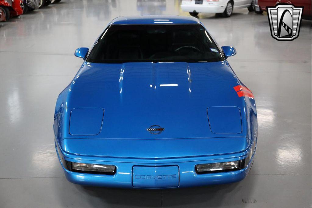 1992 Blue Chevrolet Corvette