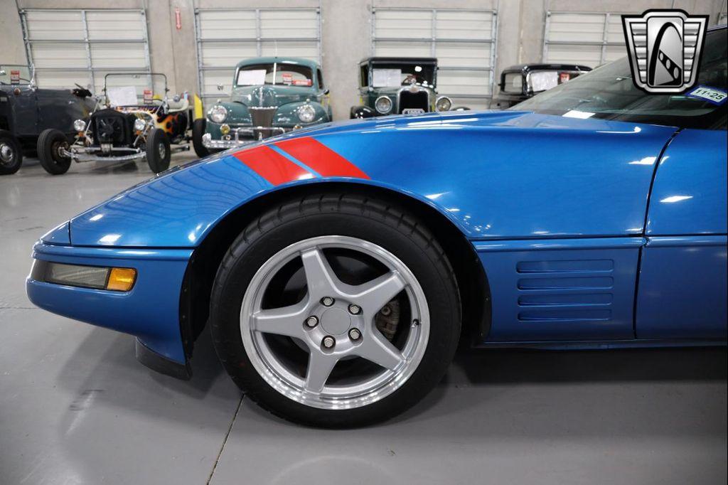 1992 Blue Chevrolet Corvette