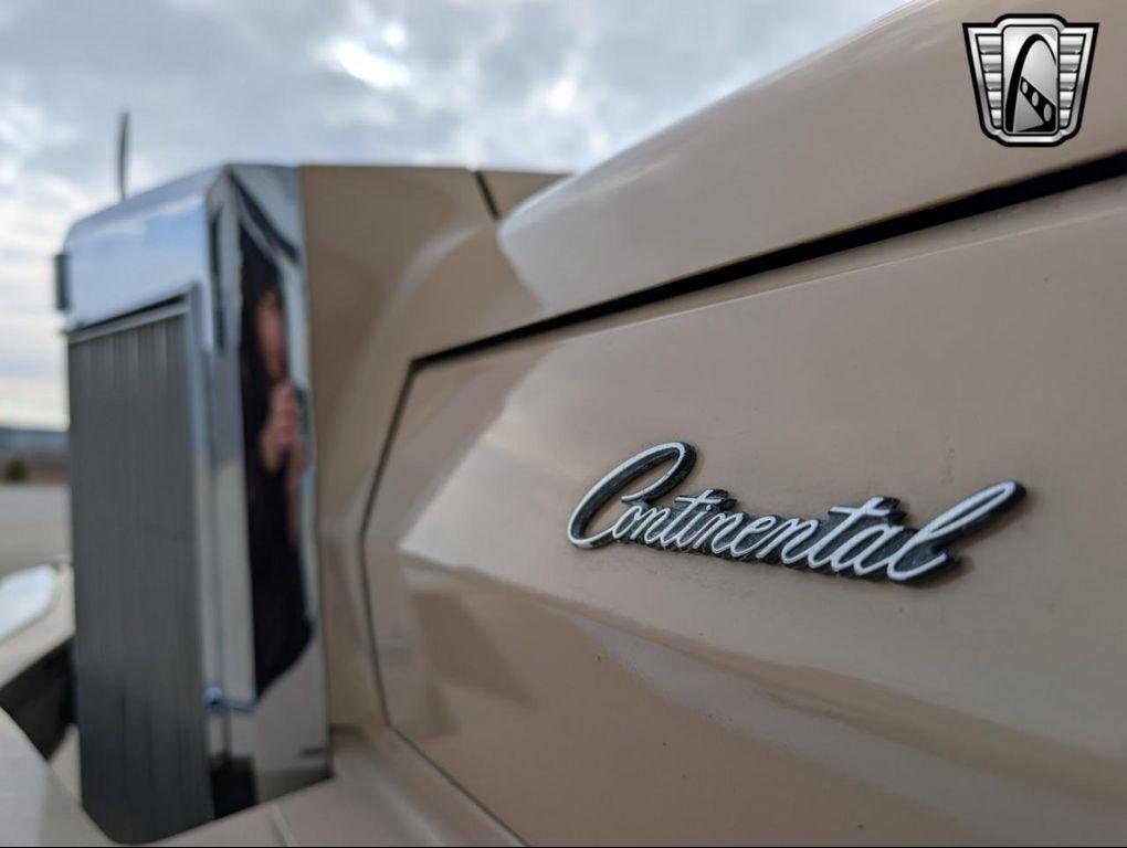 used 1979 Lincoln Continental car, priced at $29,000