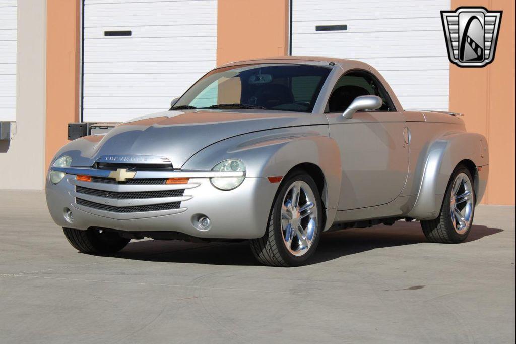 used 2005 Chevrolet SSR car, priced at $23,000