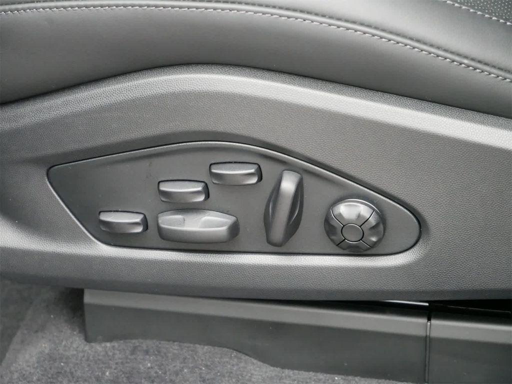 new 2025 Porsche Macan car, priced at $129,635