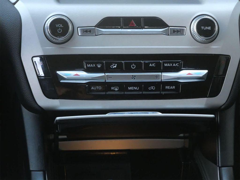 used 2024 Ford Explorer car, priced at $32,190