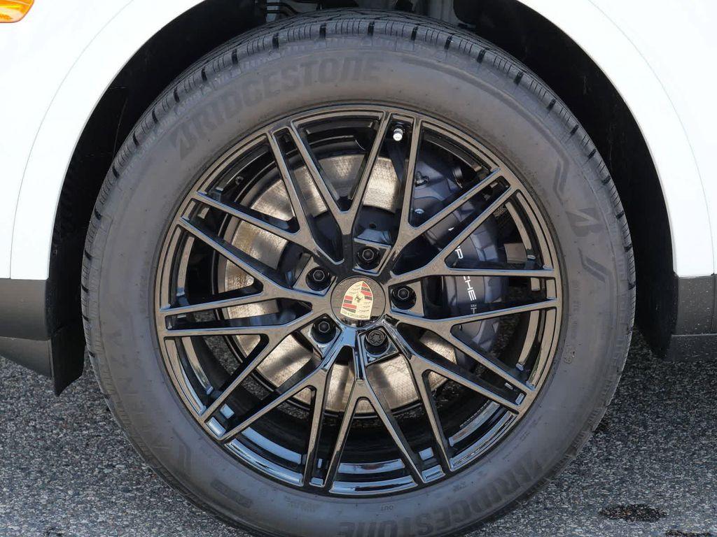 new 2026 Porsche Cayenne car, priced at $109,090