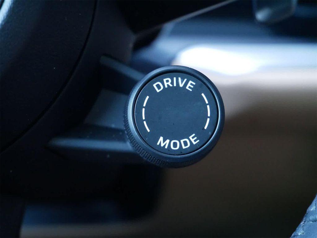 used 2025 Porsche Cayenne car, priced at $87,690