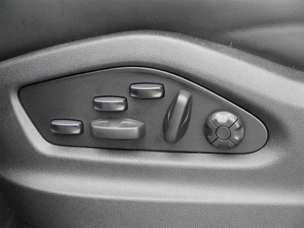 new 2026 Porsche Cayenne car, priced at $133,860