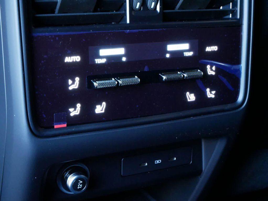 new 2025 Porsche Cayenne car, priced at $98,335