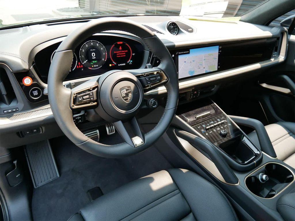 new 2025 Porsche Cayenne car, priced at $204,905