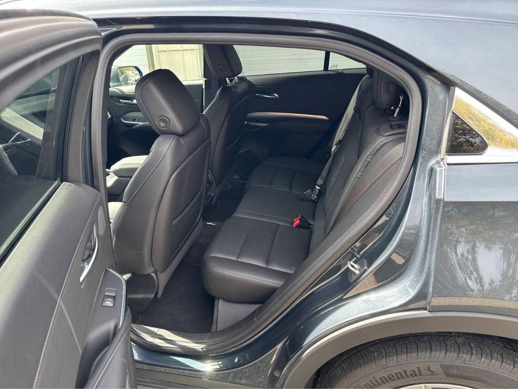 used 2021 Cadillac XT4 car, priced at $25,995