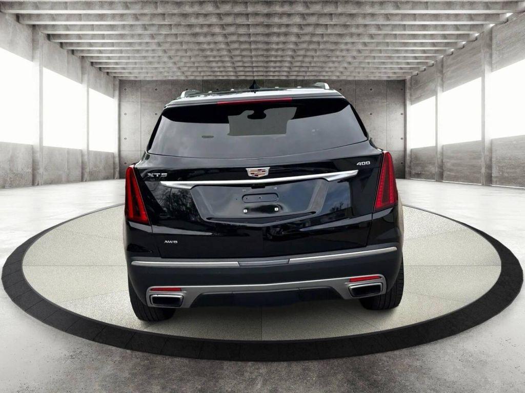 used 2022 Cadillac XT5 car, priced at $29,995