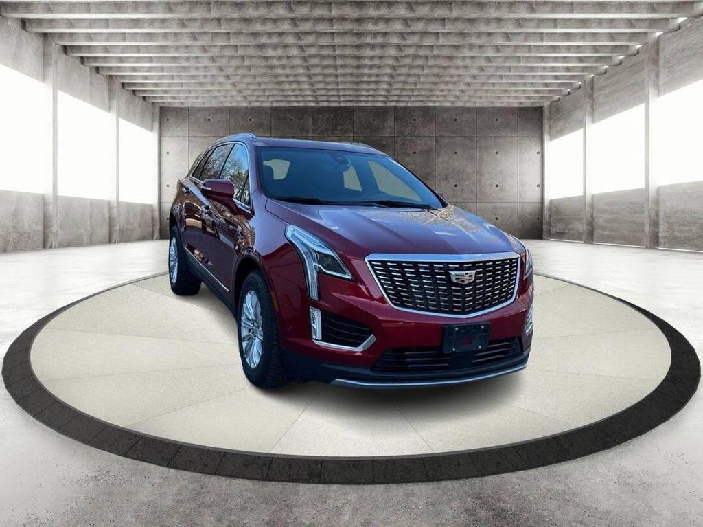 used 2022 Cadillac XT5 car, priced at $32,995