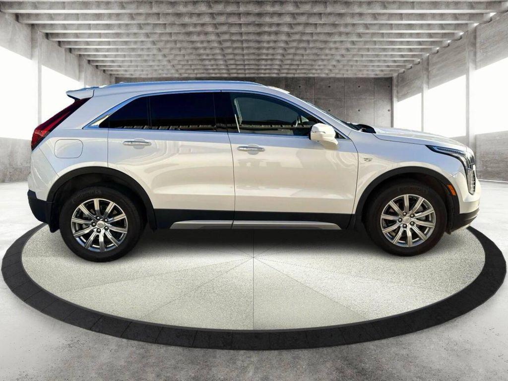 used 2022 Cadillac XT4 car, priced at $29,995