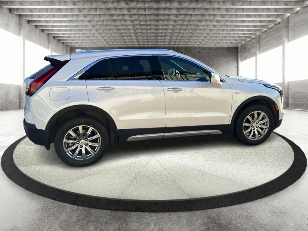 used 2022 Cadillac XT4 car, priced at $29,995