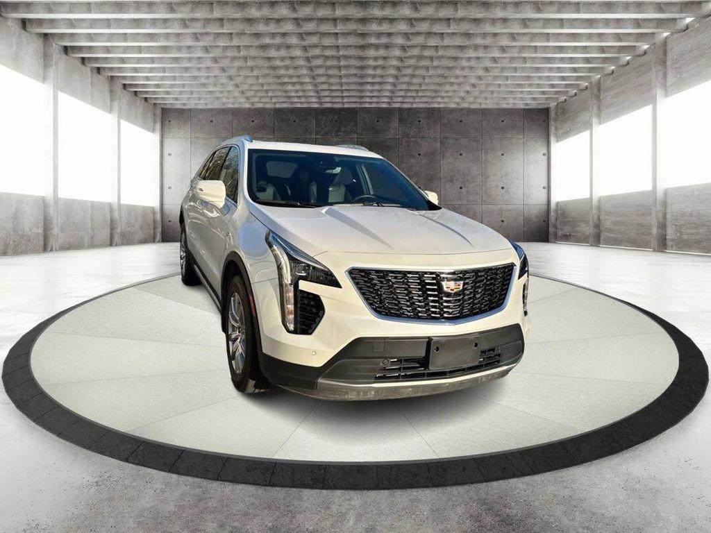 used 2022 Cadillac XT4 car, priced at $29,995