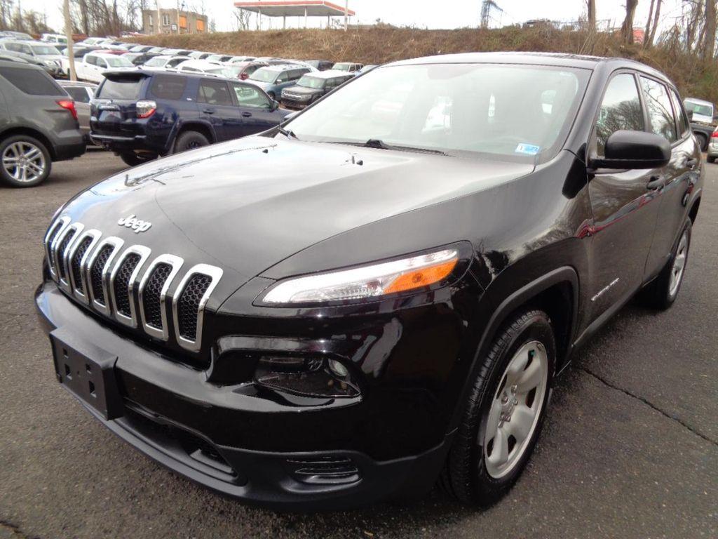 used 2017 Jeep Cherokee car, priced at $5,800