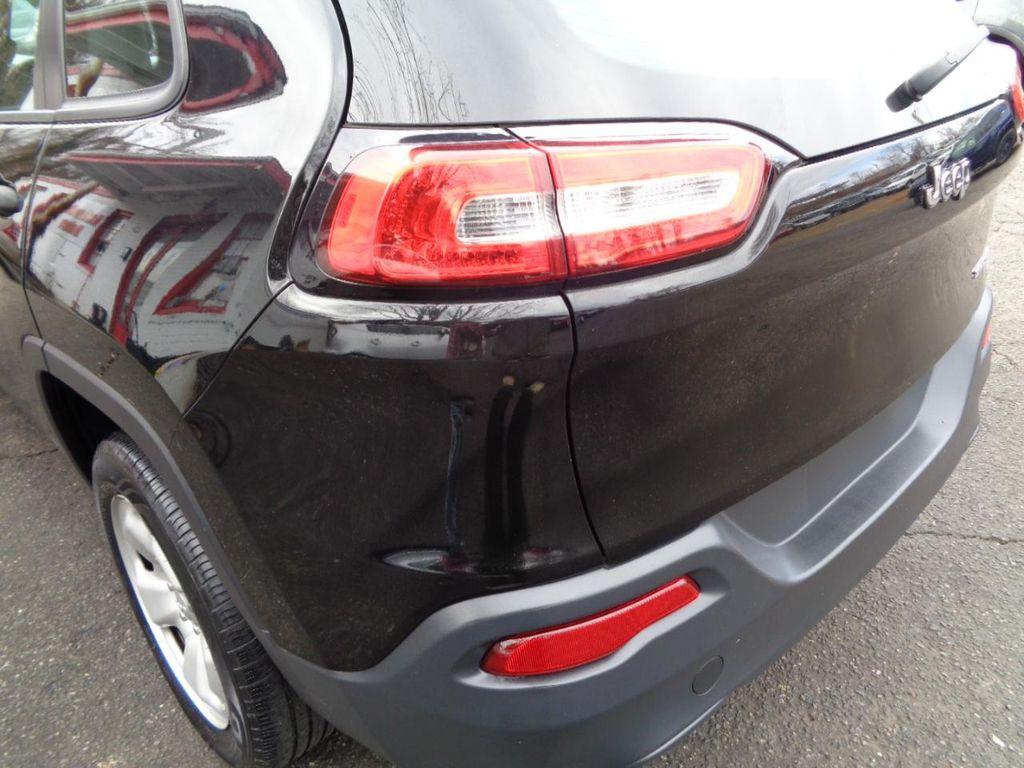 used 2017 Jeep Cherokee car, priced at $5,800