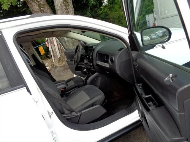 used 2016 Jeep Compass car, priced at $5,600