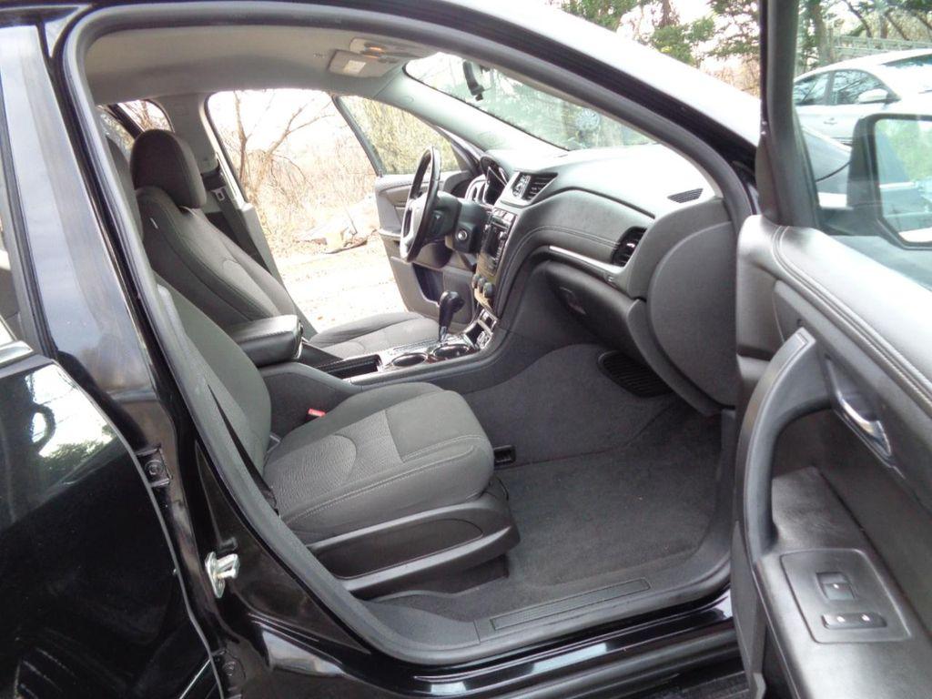 used 2017 Chevrolet Traverse car, priced at $6,400