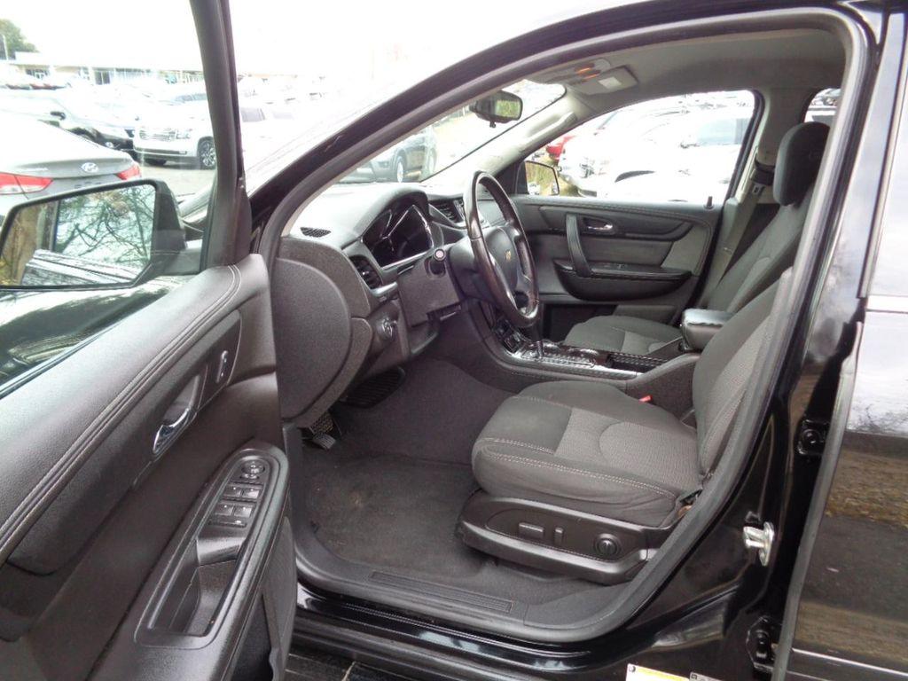 used 2017 Chevrolet Traverse car, priced at $6,400