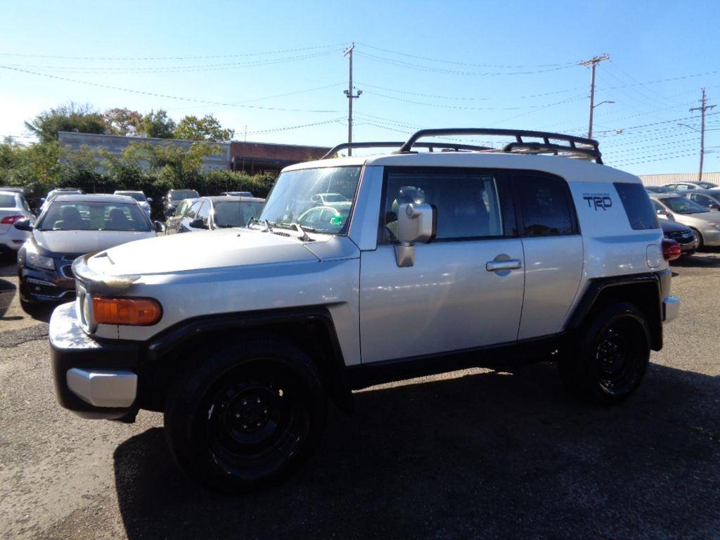 used 2007 Toyota FJ Cruiser car, priced at $6,800