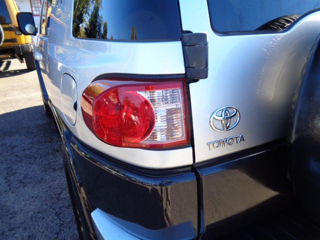 used 2007 Toyota FJ Cruiser car, priced at $6,800