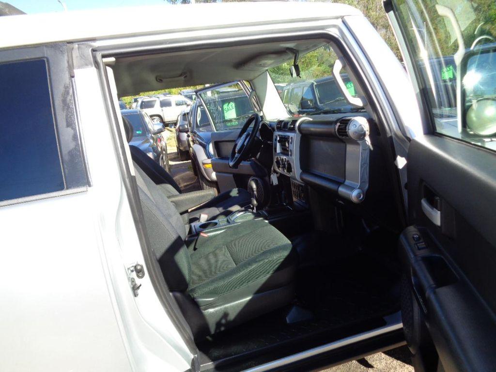 used 2007 Toyota FJ Cruiser car, priced at $6,800