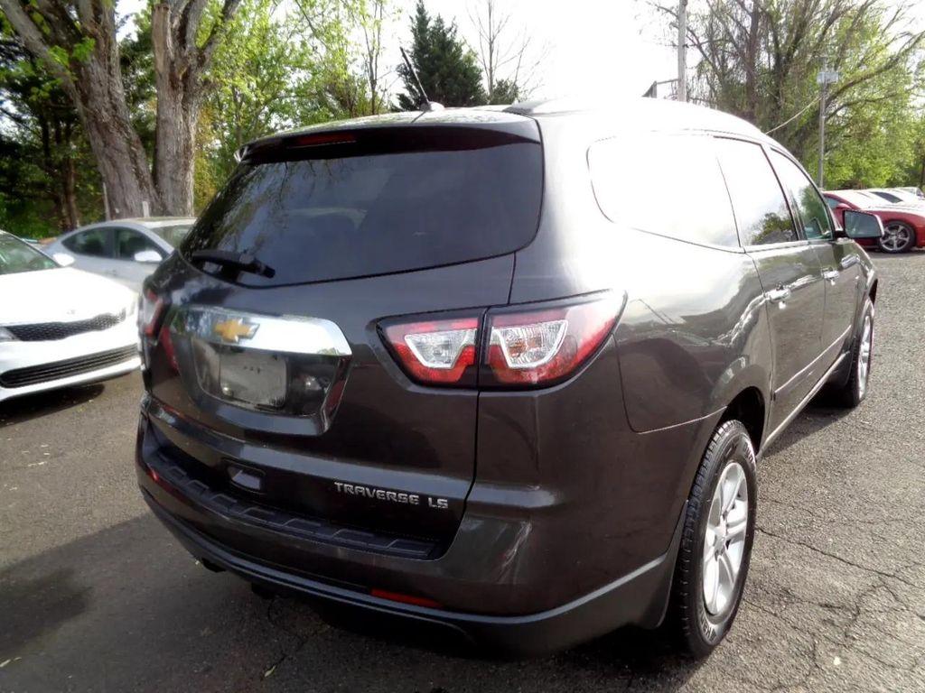 used 2015 Chevrolet Traverse car, priced at $6,400