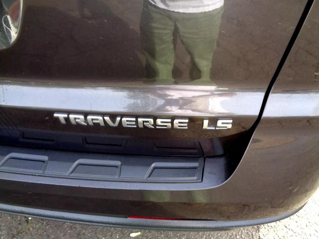 used 2015 Chevrolet Traverse car, priced at $6,400