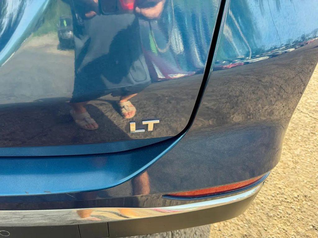 used 2020 Chevrolet Equinox car, priced at $7,400