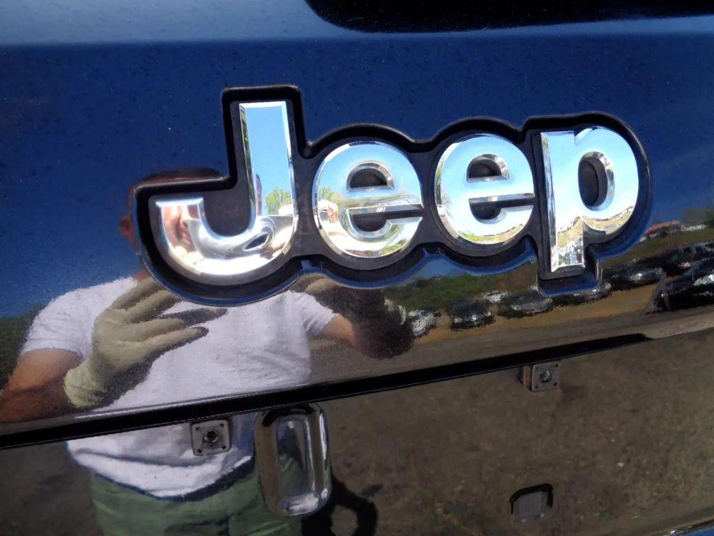 used 2014 Jeep Grand Cherokee car, priced at $7,800