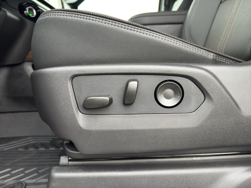 new 2026 Chevrolet Silverado 3500 car, priced at $90,140