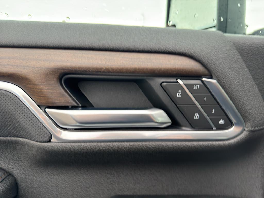 new 2026 Chevrolet Silverado 3500 car, priced at $90,140