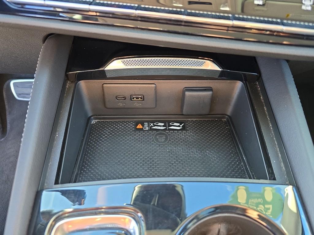 used 2025 Buick Envision car, priced at $32,955