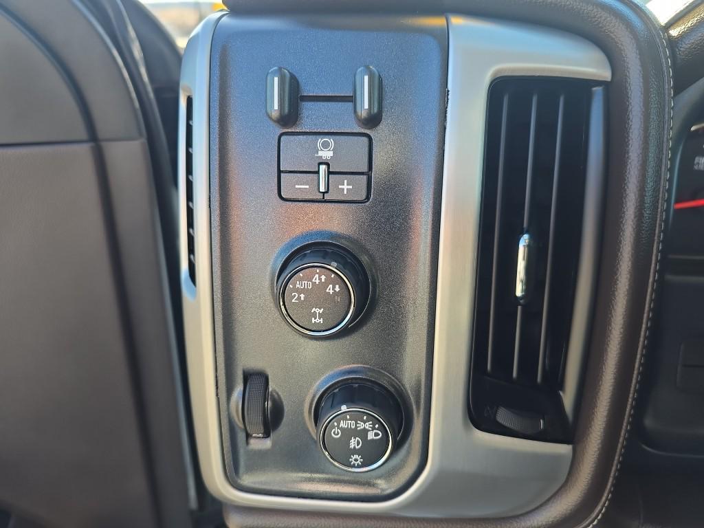 used 2015 GMC Sierra 1500 car, priced at $22,977
