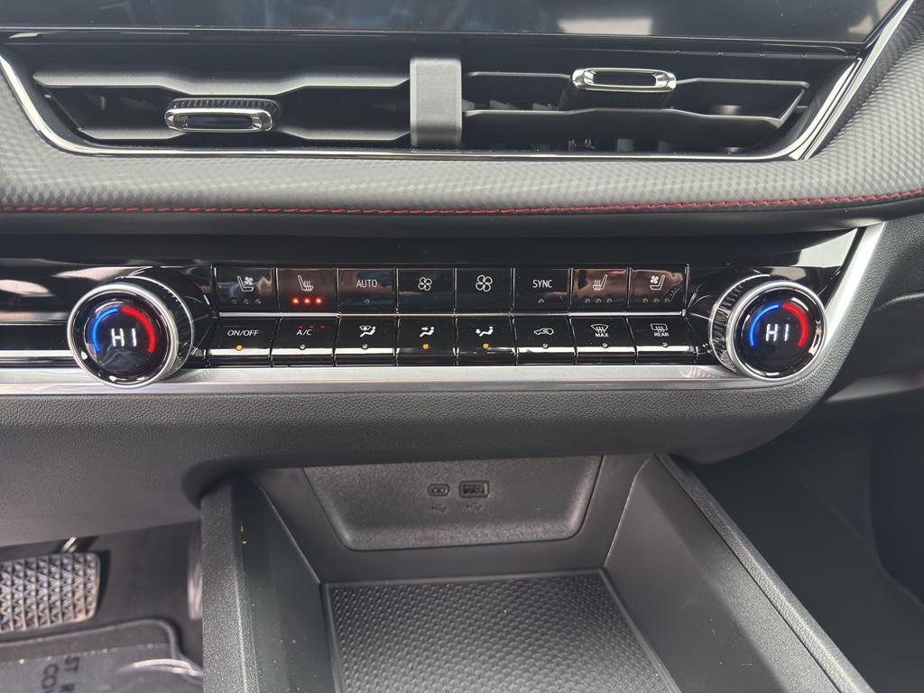 new 2026 Chevrolet Equinox car, priced at $42,280