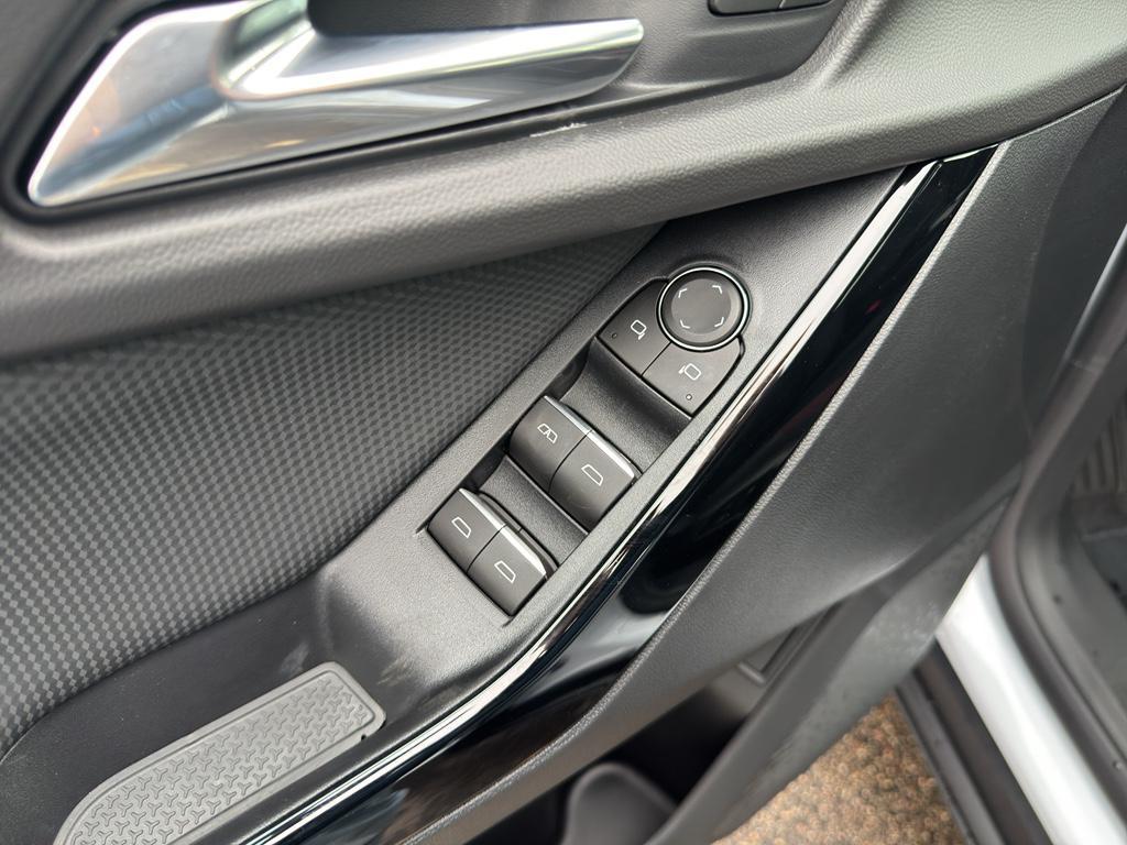 new 2026 Chevrolet Equinox car, priced at $42,280