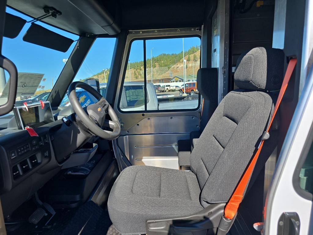 new 2025 Chevrolet BrightDrop 400 car, priced at $72,935