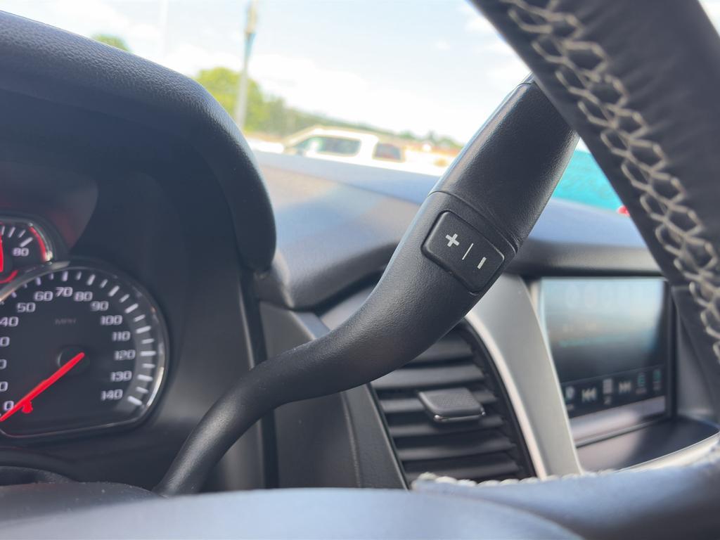 used 2019 GMC Yukon car, priced at $26,276