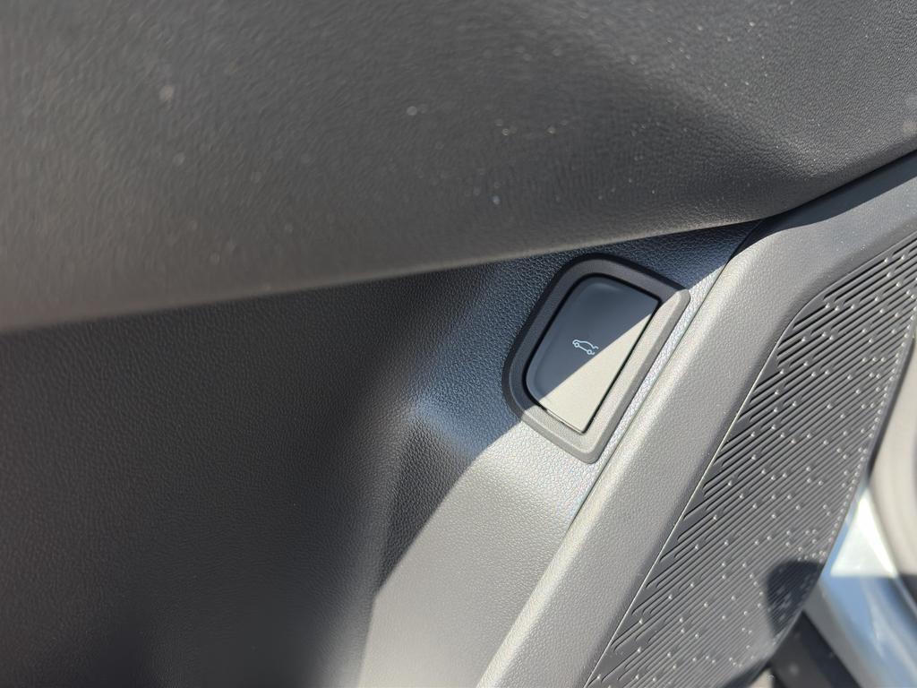 new 2026 Chevrolet Equinox car, priced at $40,985