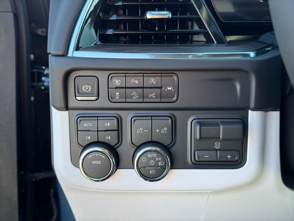 new 2026 Chevrolet Suburban car, priced at $93,355