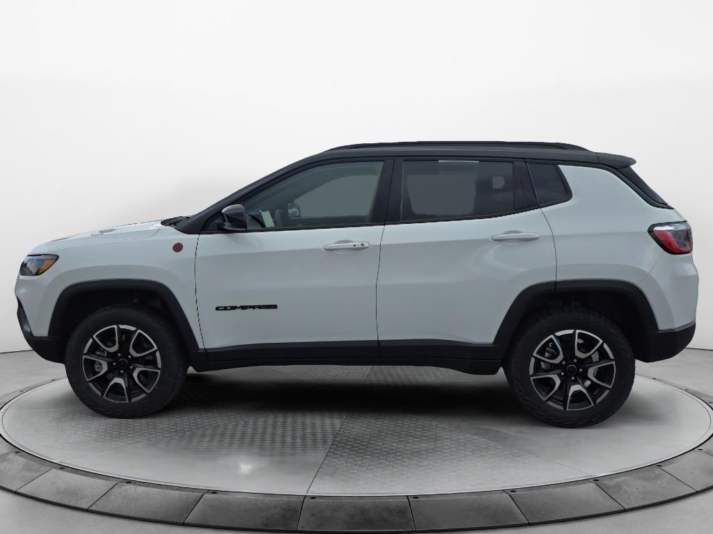 used 2025 Jeep Compass car, priced at $27,977