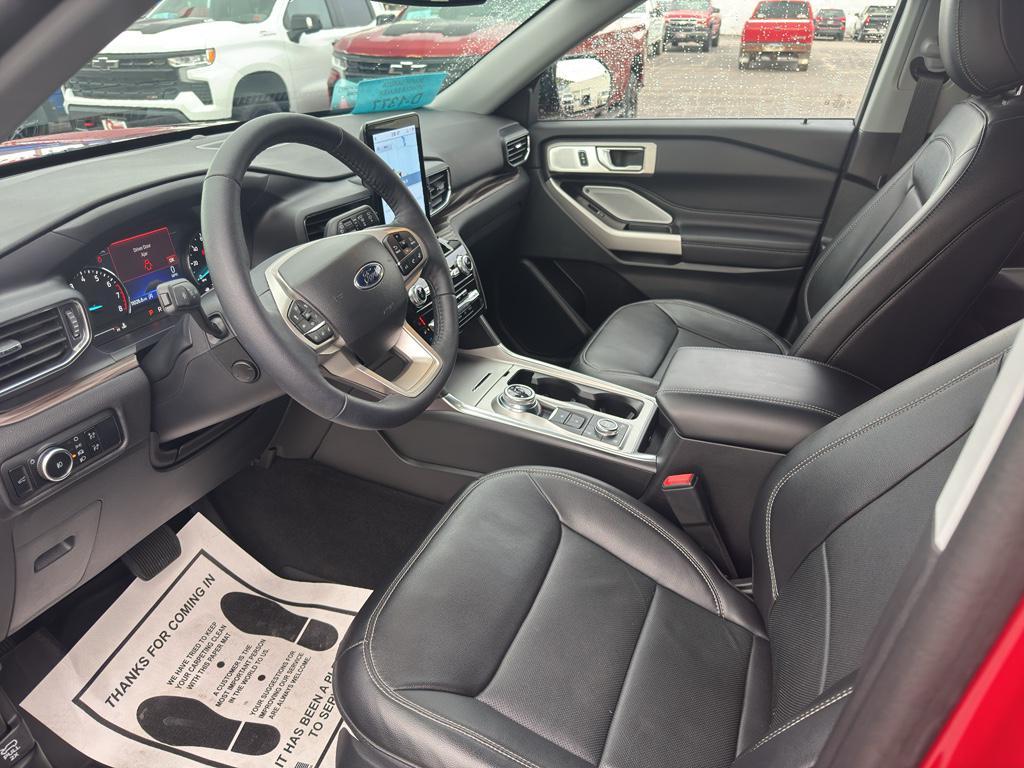 used 2024 Ford Explorer car, priced at $39,955