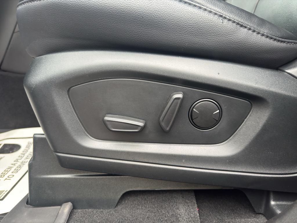 used 2024 Ford Explorer car, priced at $39,955