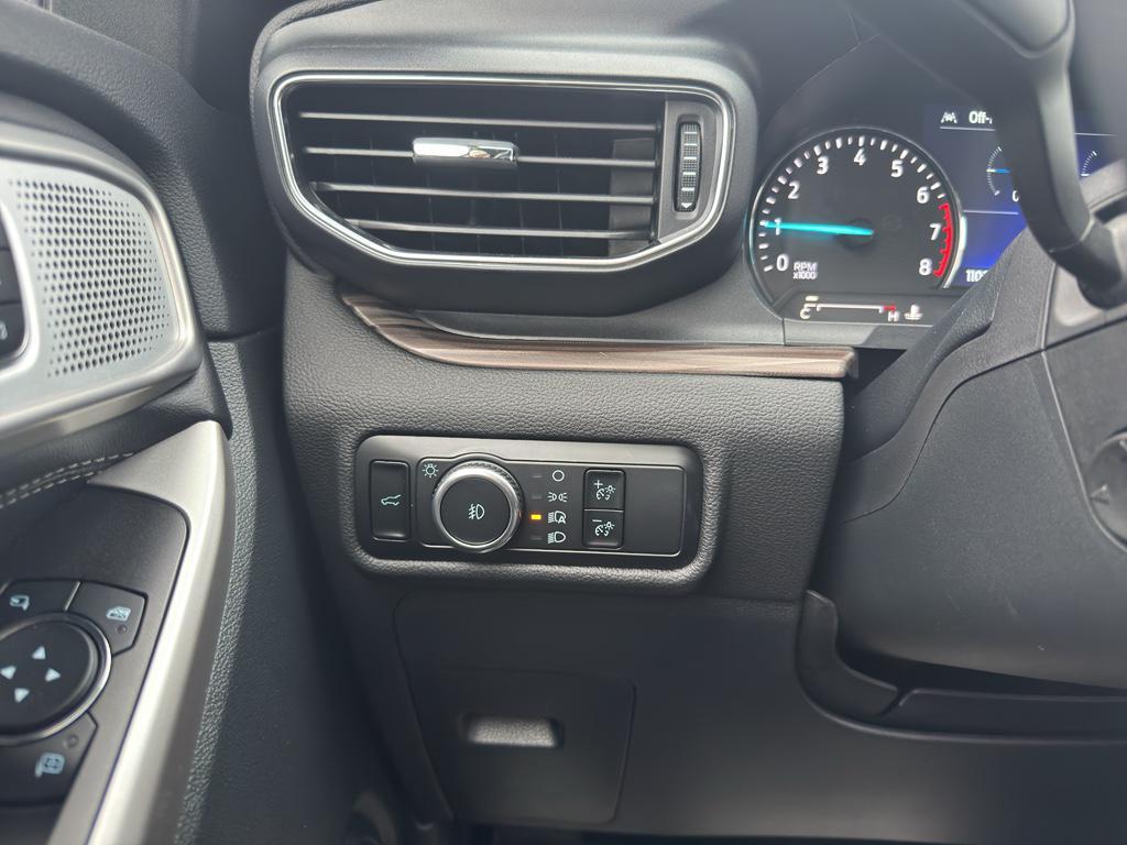 used 2024 Ford Explorer car, priced at $39,955